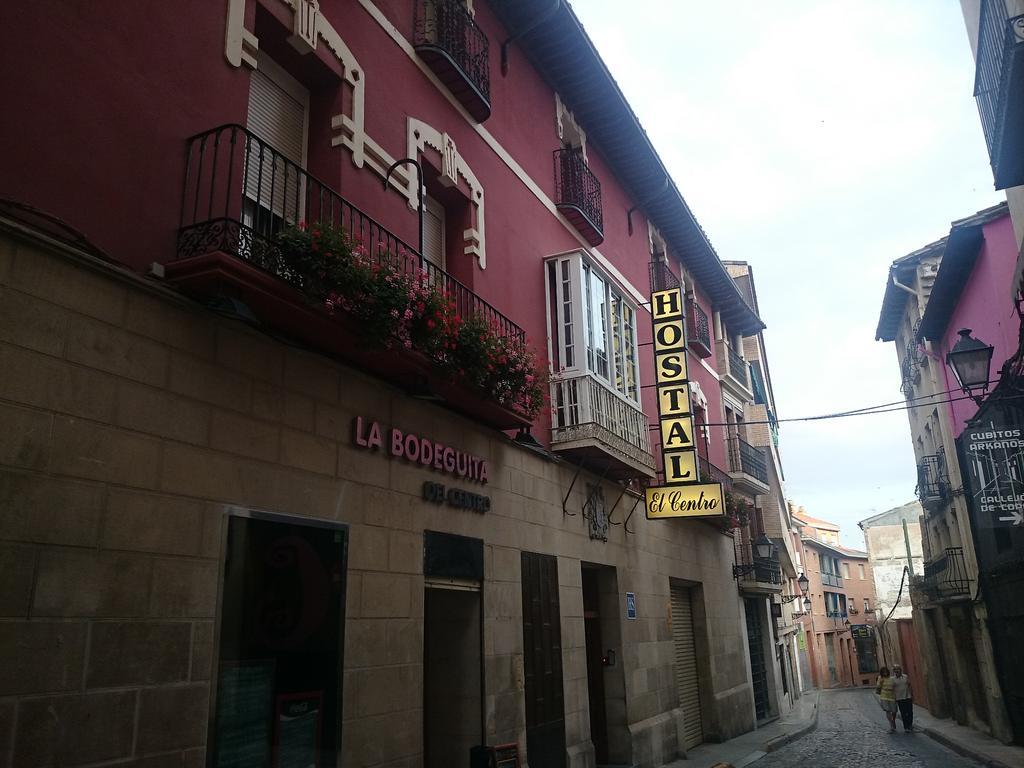 Hostal El Centro Huesca Exterior foto